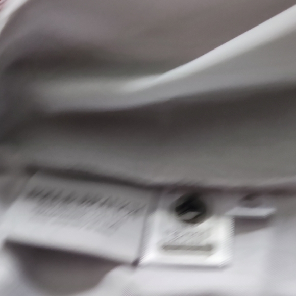 Elegant White and Red Bedding Sheet Set - Picture 8 of 8